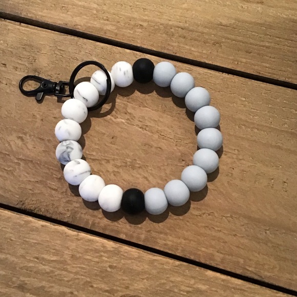 Wristlet Keychain - Picture 2 of 7